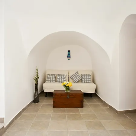Semeli Cave House בית נופש Éxo Goniá