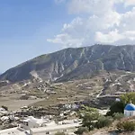 Semeli Cave House Tatil Evi Éxo Goniá