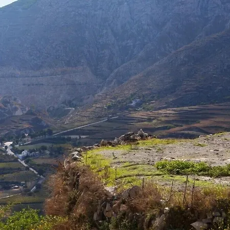Semeli Cave House * Pýrgos