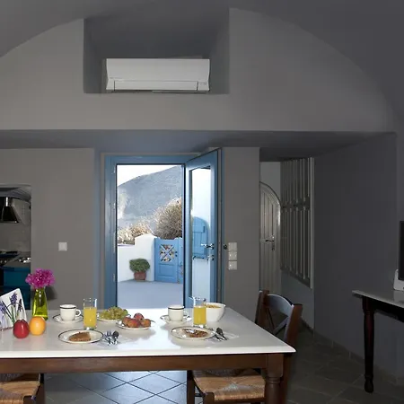 Semeli Cave House Holiday home *