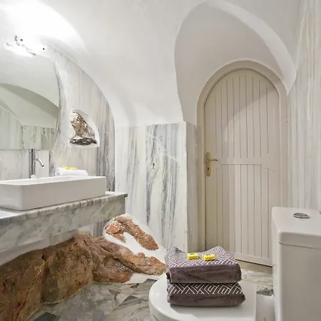 Semeli Cave House Holiday home *