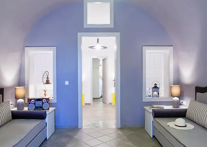 Semesterbostad Semeli Cave House *